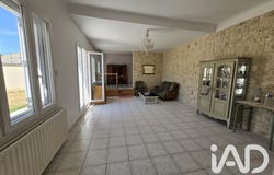 Sens, Bourgogne-Franche-Comté 89100