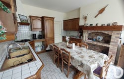 Levroux, Centre-Val de Loire 36110
