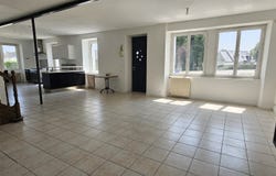 Nivillac, Brittany 56130