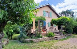 Charlieu, Loire 42190