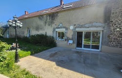 Coust, Centre 18210
