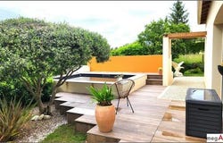 Bussac-Sur-Charente, Poitou-Charentes 17100
