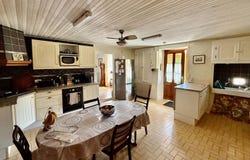Lezay, Poitou-Charentes 79120