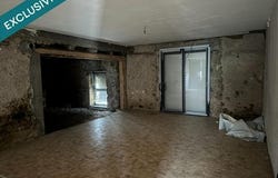 Sully, Bourgogne 71360