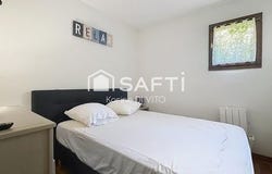 Roquebrune-Sur-Argens, Provence-Alpes-Côte d'Azur 83380
