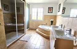 Octeville-sur-Mer, Normandy 76930