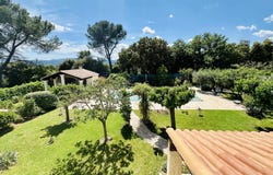 Saint-Maximin-la-Sainte-Baume, Provence-Alpes-Côte-d'Azur 83470
