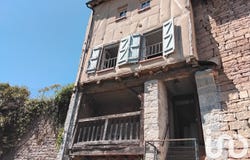 Caylus, Occitanie 82160