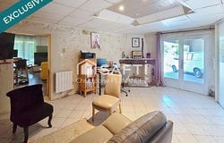 Tizac-De-Lapouyade, Aquitaine 33620