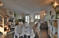PELLOUAILLES LES VIGNES, Pays de la Loire 49112