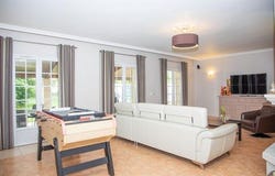 Rosny-Sur-Seine, Île-de-France 78710