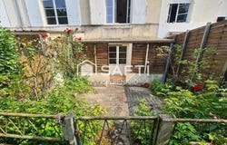 Saintes, Poitou-Charentes 17100