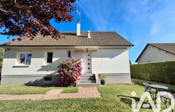 Le Neubourg, Normandy 27110