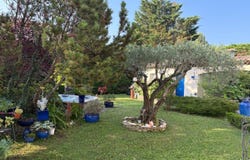 Saint-Saturnin-lès-Avignon, Provence-Alpes-Côte-d'Azur 84450