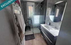 Laval, Pays de la Loire 53000