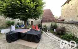 Ancy-le-Franc, Bourgogne-Franche-Comté 89160