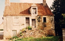 La Celle, Centre 18200