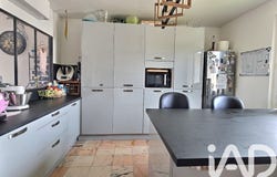 Salles, Nouvelle-Aquitaine 33770