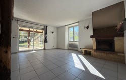 LONS-LE-SAUNIER, Bourgogne-Franche-Comté 39000