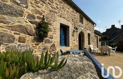 Callac, Brittany 22160