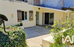 Castets-en-Dorthe, Nouvelle-Aquitaine 33210