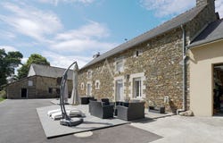 GUILLIERS, Brittany 56490