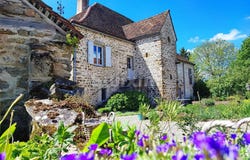 Beaune, Burgundy 21200