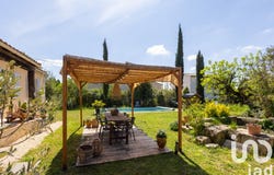 Fontvieille, Provence-Alpes-Côte d'Azur 13990
