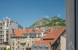 GRENOBLE, Auvergne-Rhône-Alpes 38000