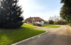 VIRIAT, Auvergne-Rhône-Alpes 01440