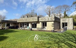 QUIMPERLE, Brittany 29300