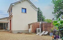 Challet, Centre 28300