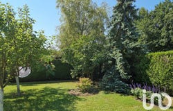 Saint-Julien-les-Villas, Grand Est 10800