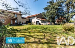 Saint-Cyprien, Auvergne-Rhône-Alpes 42160