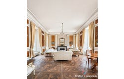 Mayenne, Pays-de-la-Loire 53100