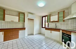 Saint-Jeoire, Auvergne-Rhône-Alpes 74490