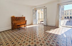 Uzès, Languedoc-Roussillon 30700