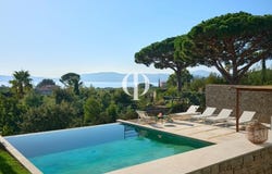 Grimaud, Provence-Alpes-Côte d'Azur 83310