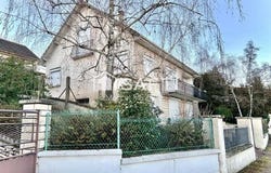 Paron, Bourgogne 89100