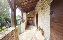 Pern, Midi-Pyrénées 46170