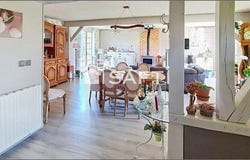 Perriers-Sur-Andelle, Haute-Normandie 27910