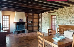Ainay-le-Château, Allier 03360