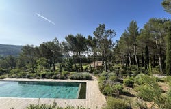 Aix-en-Provence, Provence-Alpes-Côte-d'Azur 13100