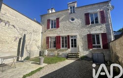 Irancy, Bourgogne-Franche-Comté 89290