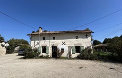 Lezay, Poitou-Charentes 79120