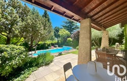 Collonges-au-Mont-d'Or, Auvergne-Rhône-Alpes 69660
