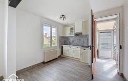 THOUARS, Poitou-Charentes 79100