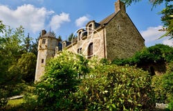 Camors, Brittany 56330