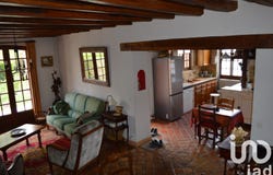 Poilly-sur-Tholon, Bourgogne-Franche-Comté 89110