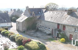 Séglien, Brittany 56160